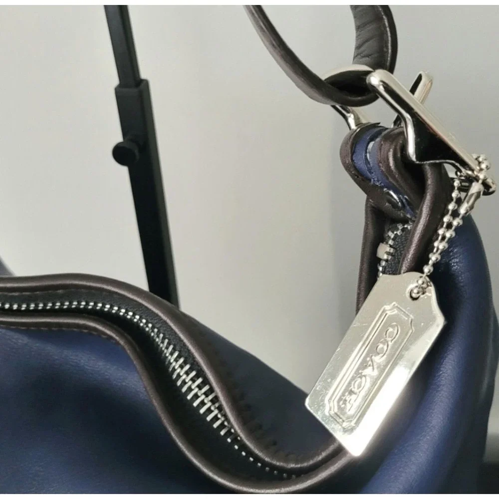 COACH / Colorblock Bucket Bag H-1220-19979 • Navy / Pink / Brown Leather
